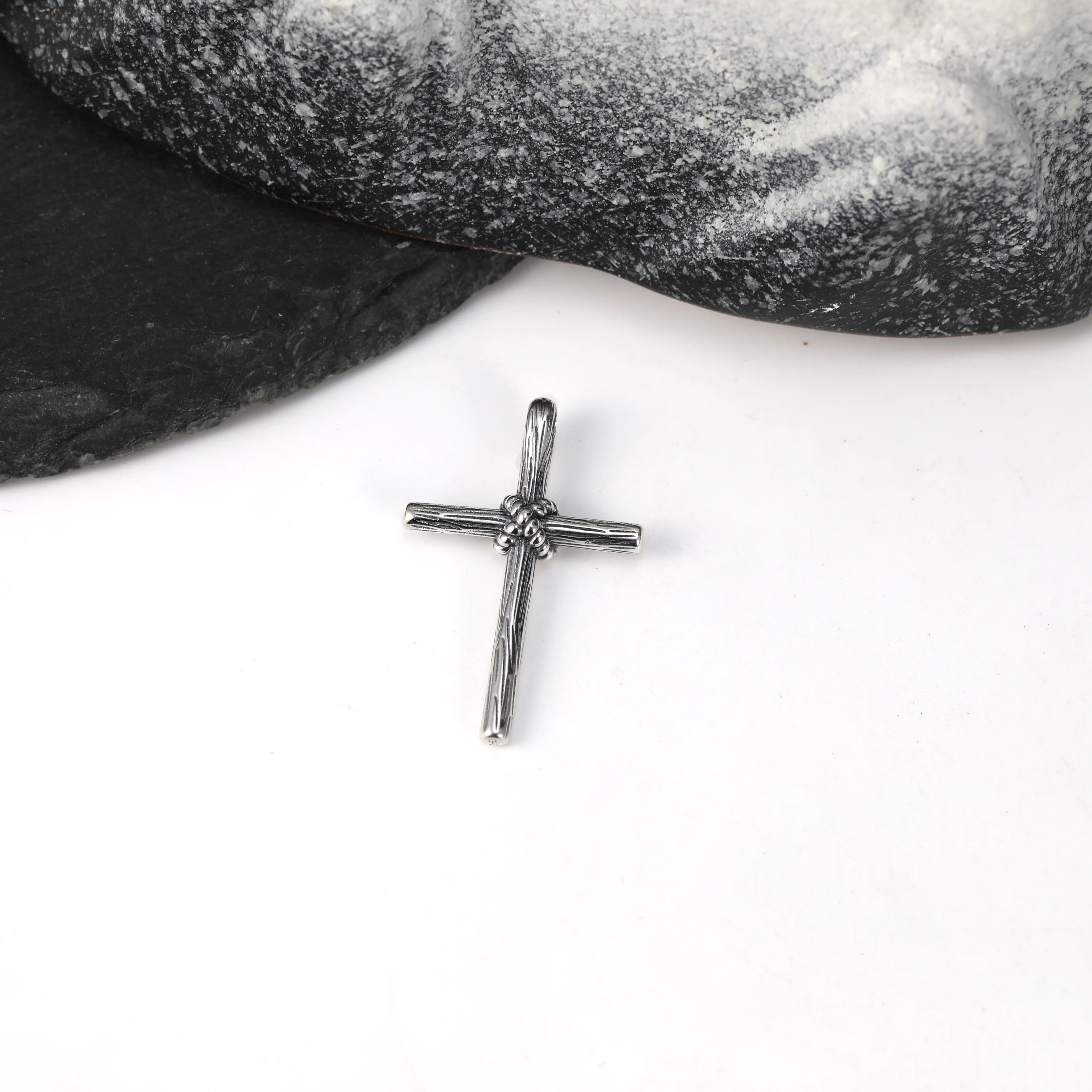 

DJ462 genuine 925 sterling silver exquisite keychain accessory silver jewelry accessory Make an old-fashioned cross pendant