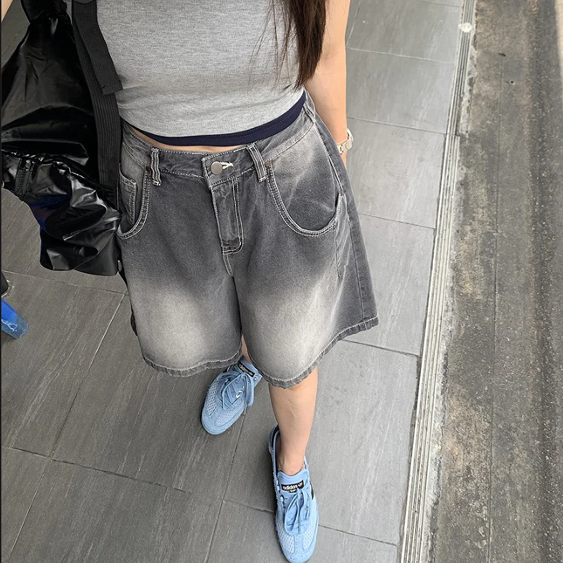 High Street Denim Shorts Women's 2025 Summer New Zipper Chic Denim Short Pants Loose Comfort Pocket Decoration Five-point Pants