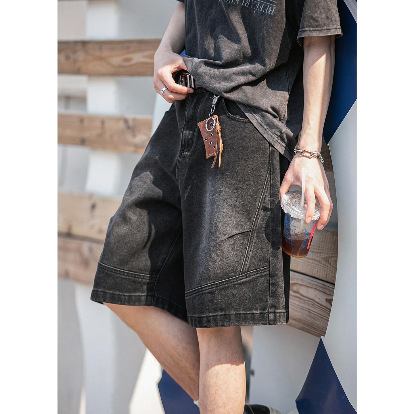 2026 Summer New Brand Men's Straight Loose Denim Shorts Classic Three Dimensional Split Pleated Lyocell Denim Five Quarter Jeans