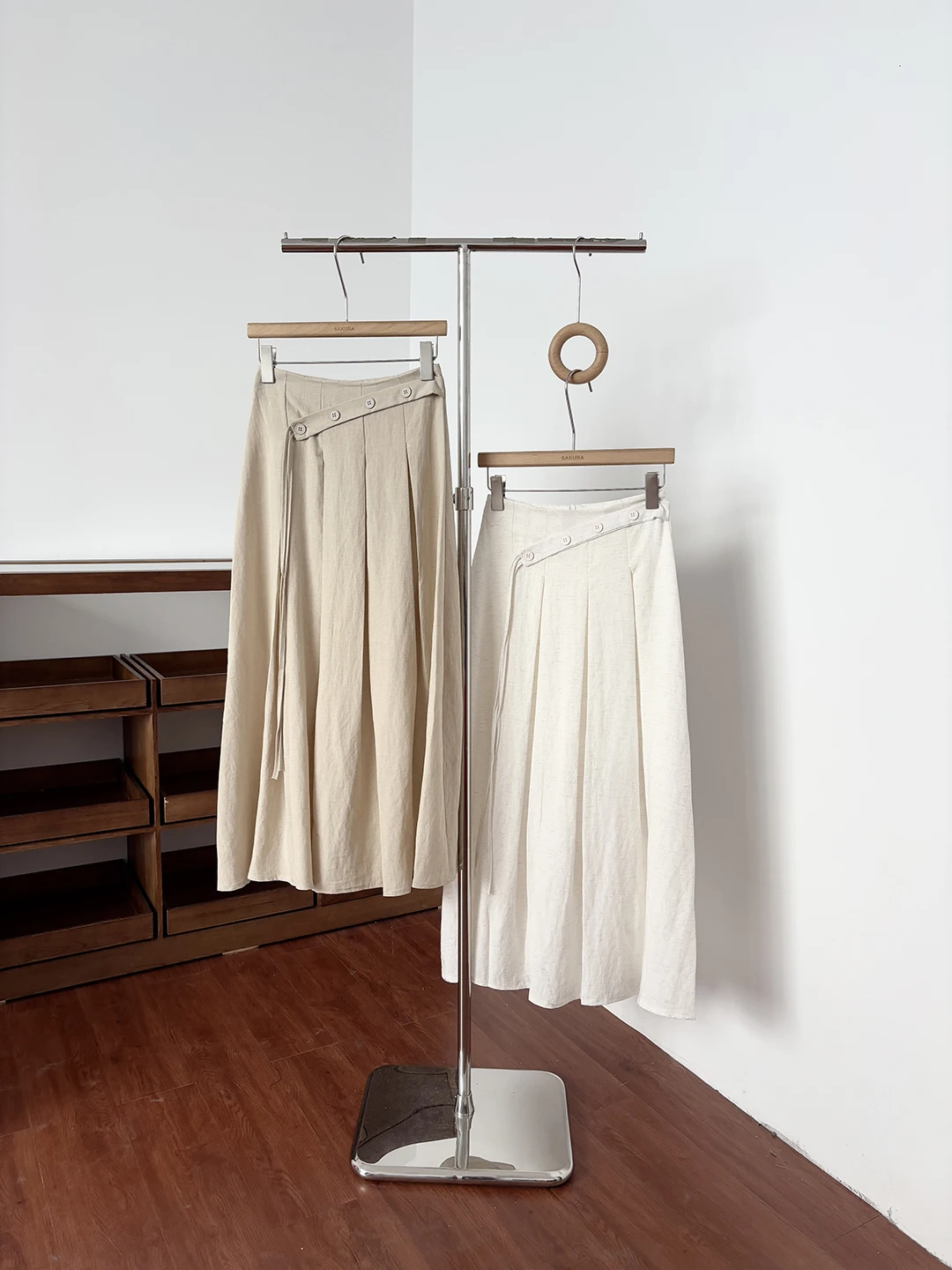 Elegant High Waist A-Line  Skirt for Women Summer Simple Design Versatile Drapey Midi Skirt in Beige Polyester Fiber