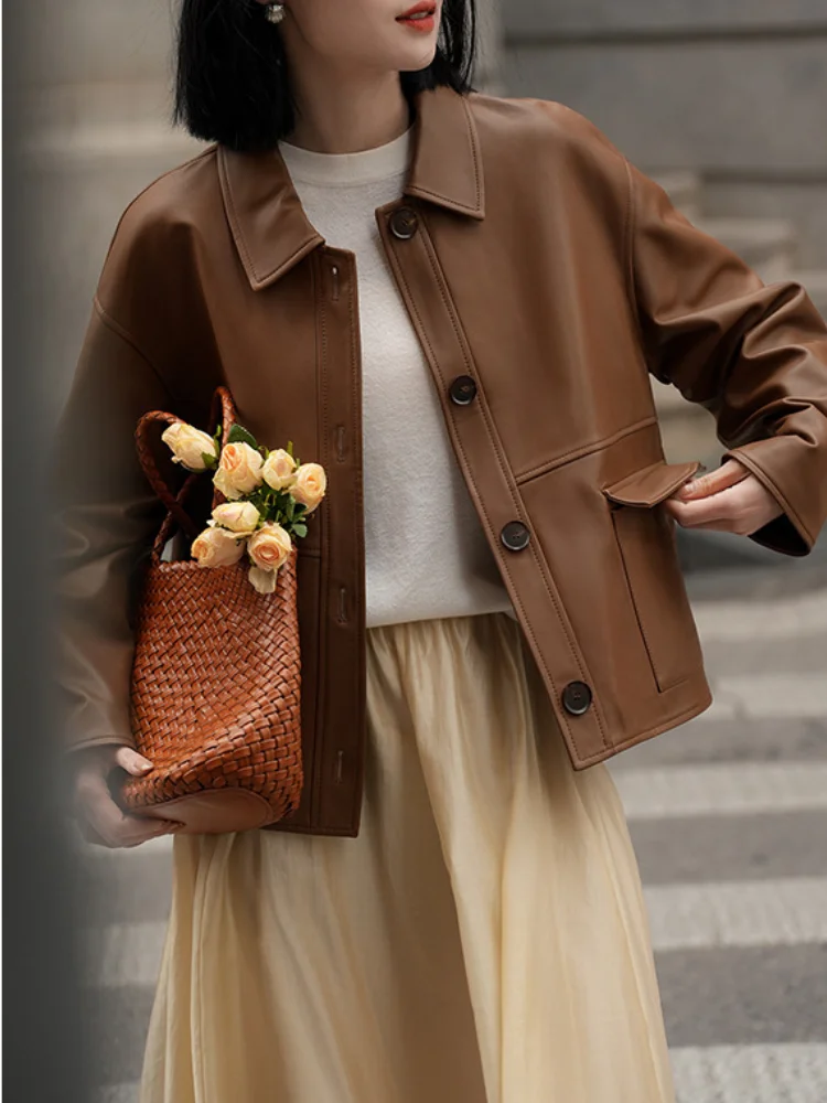 Veste en cuir avec poches et boutons sur le devant pour femme, manteau en similicuir, col à revers, manches longues, vêtements d'automne et d'hiver