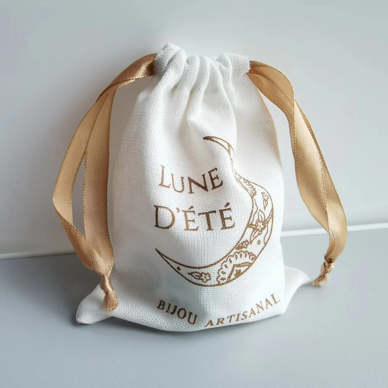 50 Pcs Natural Linen Drawstring Bag White Soft Cotton Sack Jewelry Festival Gift Storage Pouch Luxury Wrapping Bags Customized