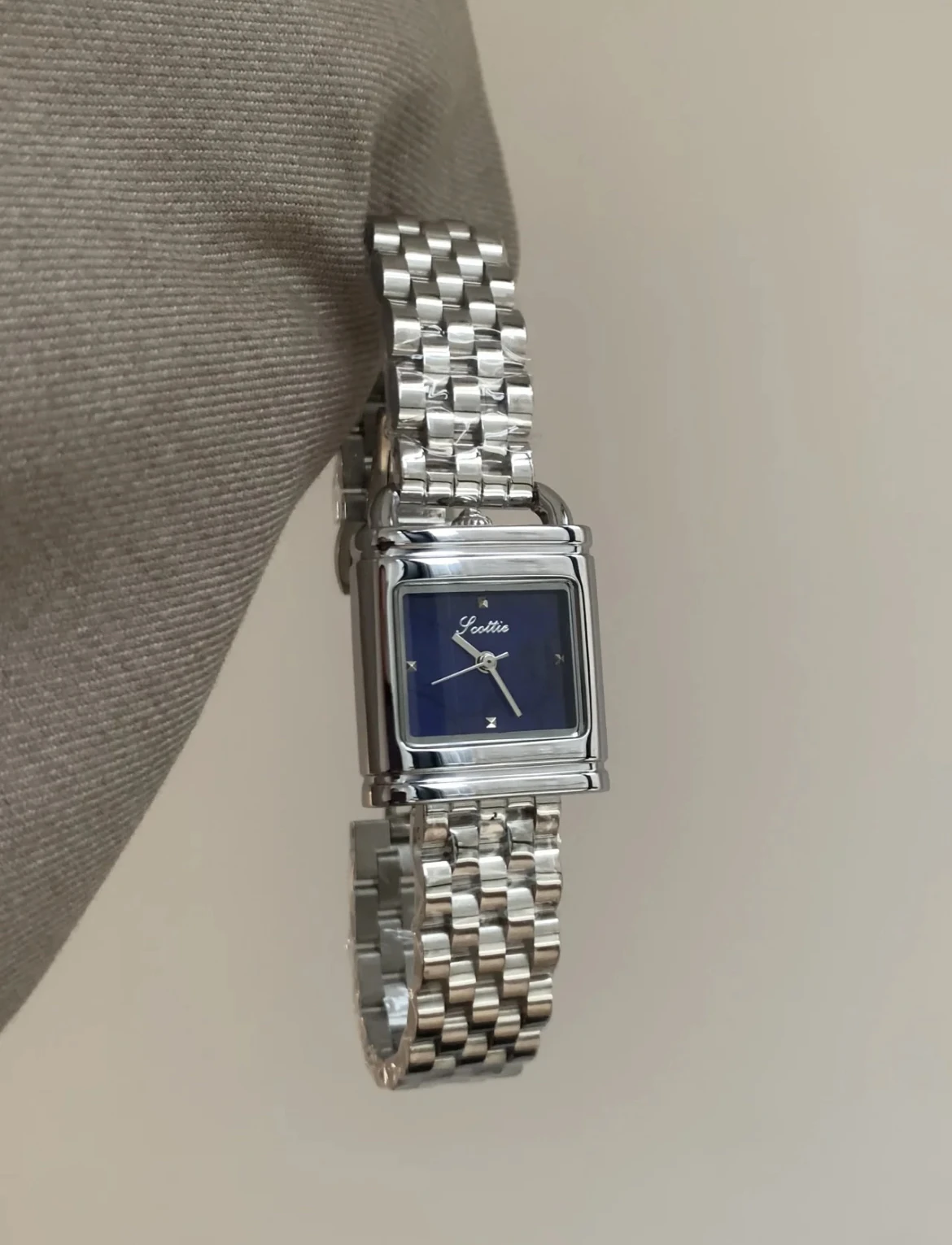 قسط حدد الساعات تصميم قفل فضي أزرق أبيض مزاجه الموضة الراقية الفاخرة تنوعا ساعة هدية لصديقة #1