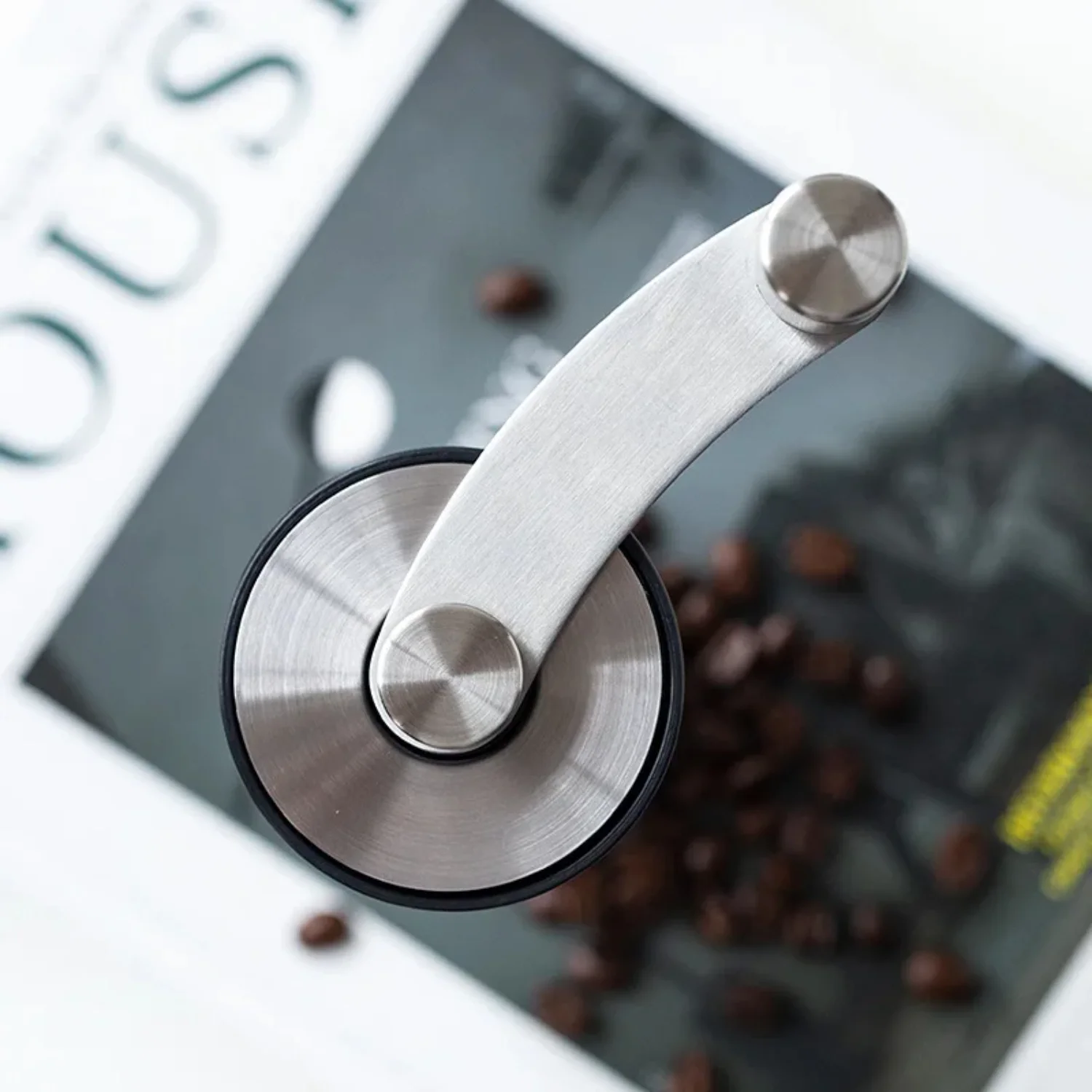 プレミアムステンレススチールコーヒー豆グラインダー - 高品質の豆、穀物、スパイス、コショウを挽くための手動エスプレッソメーカー