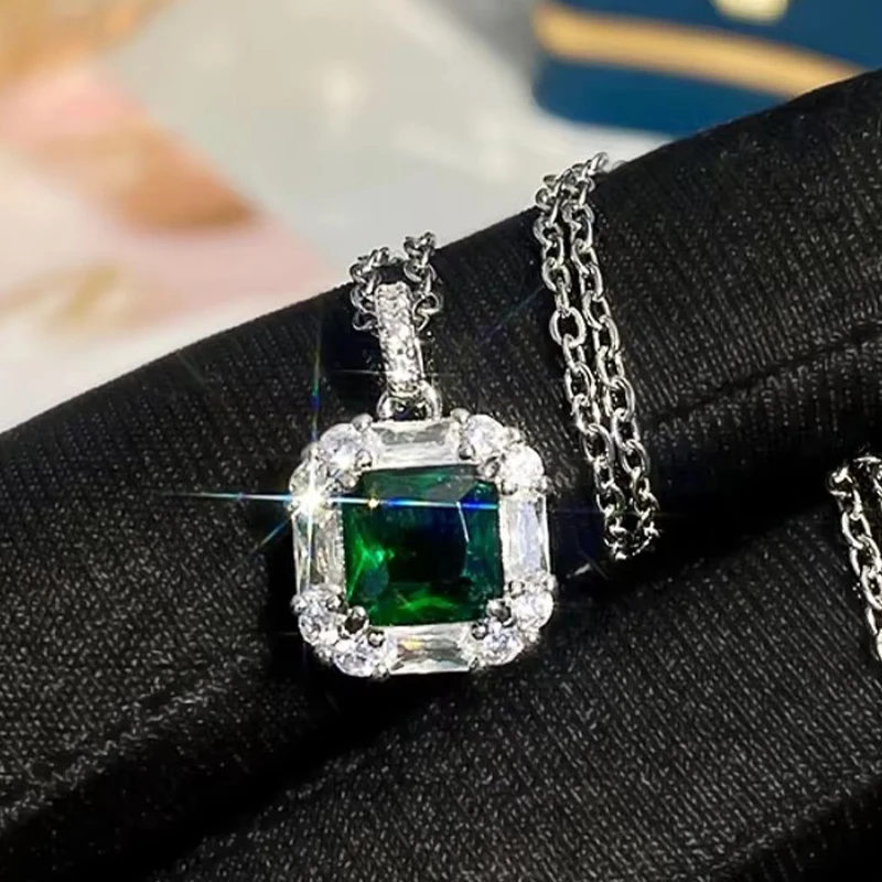 

Huitan Charms Green/White Pendant Necklace Female Trendy Gorgeous Neck Accessories Graceful Creative Jewelry for Wedding Bridal