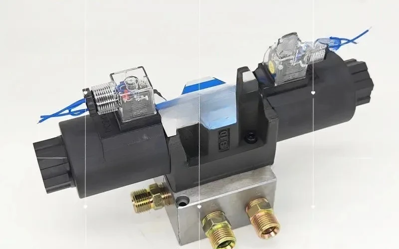 Winch Solenoid Valve Hook Press Valve Excavator Hydraulic Hoist with Hydraulic