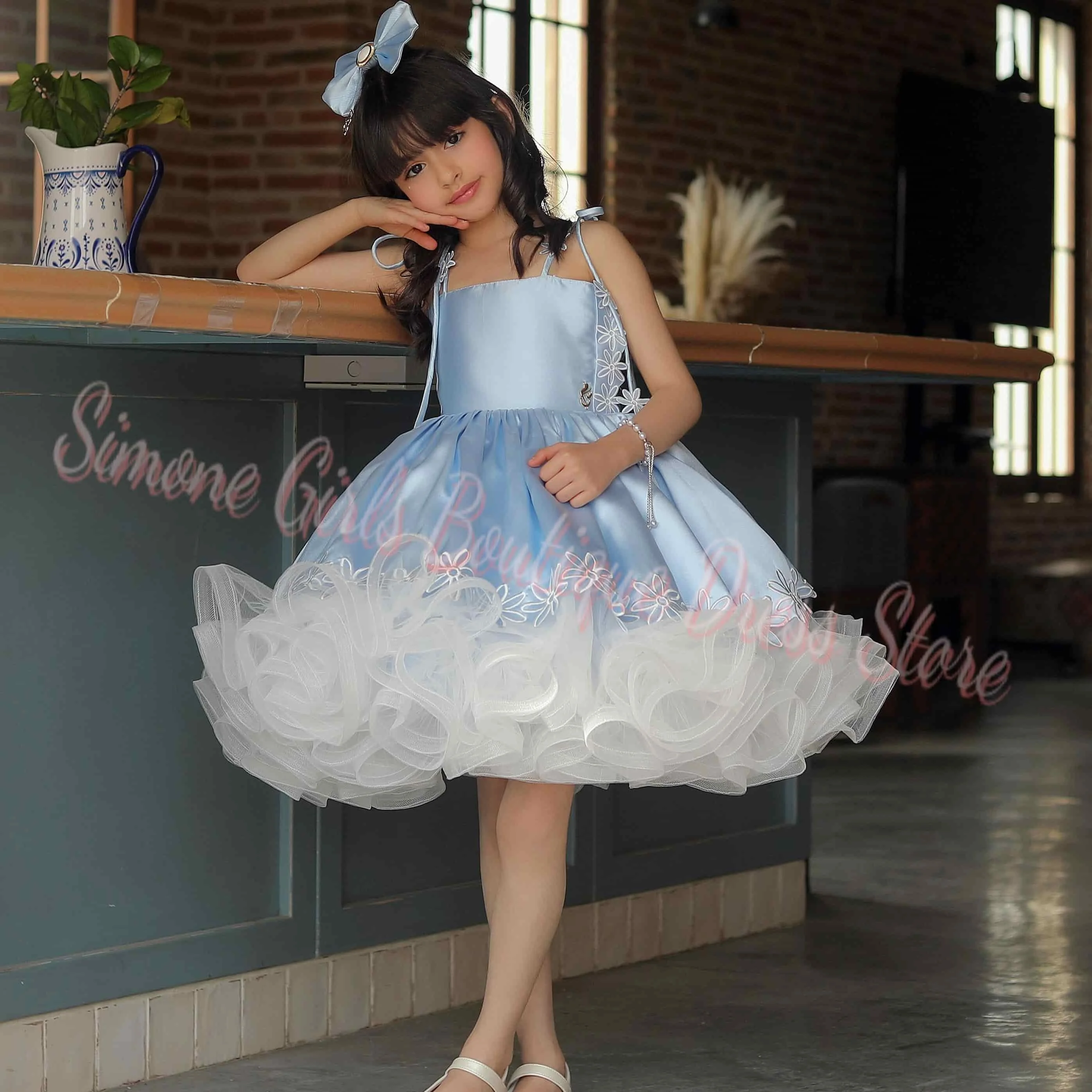Blue A-line Satin Arab Flower Girl Dress Square Collar Sleeveless Skirt Kid Gown Knee Length Birthday Party Dress Customized