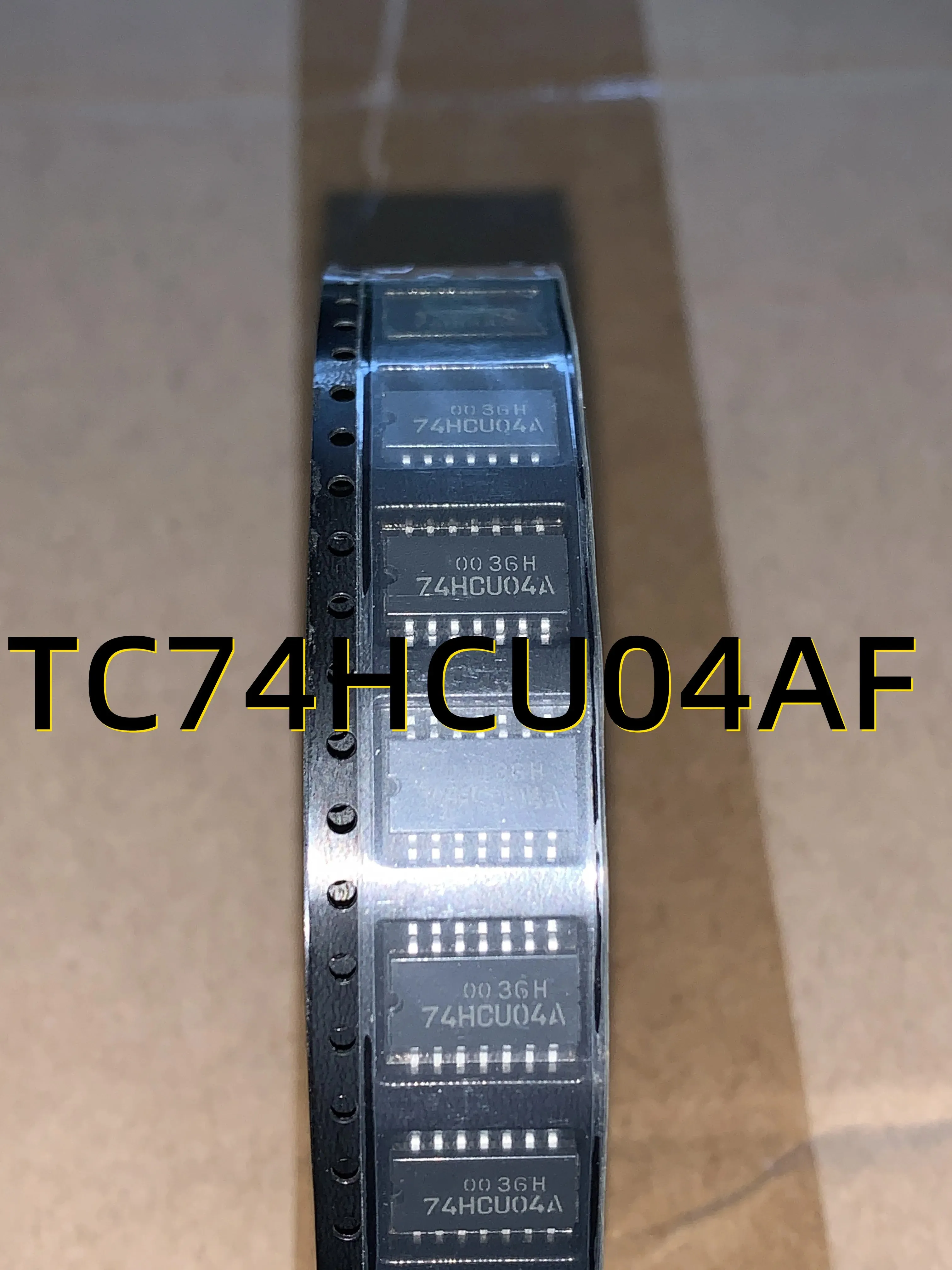 10 pièces TC74HCU04AF