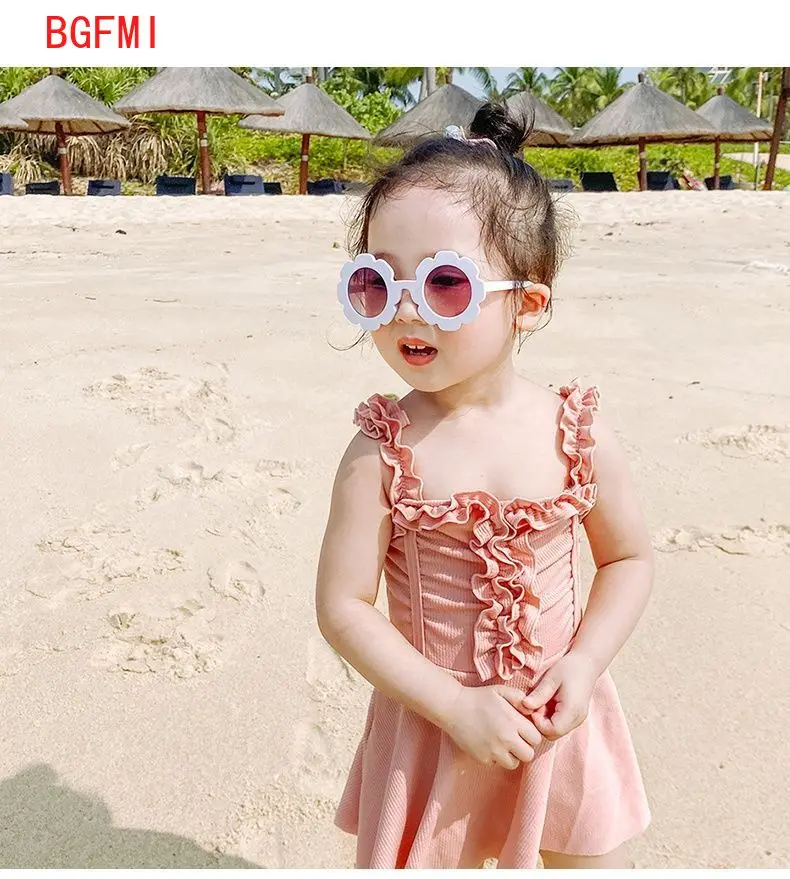 2026 Fashionable Summer New Children's Suspenders Swimsuit Kids Baby Girls Swimwear Cute Princess Dress Style One-piece Swimsuit