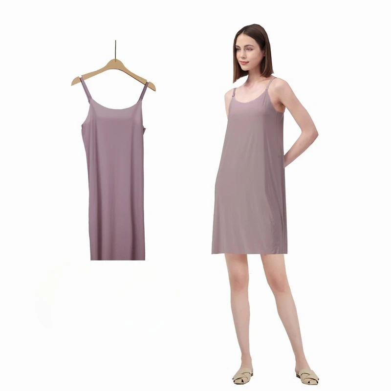 Plus size vestido deslizante de seda gelo sem costura camisola de resfriamento em camadas camisola anti deslizamento design de alça fina para o verão alisamento de as costas
