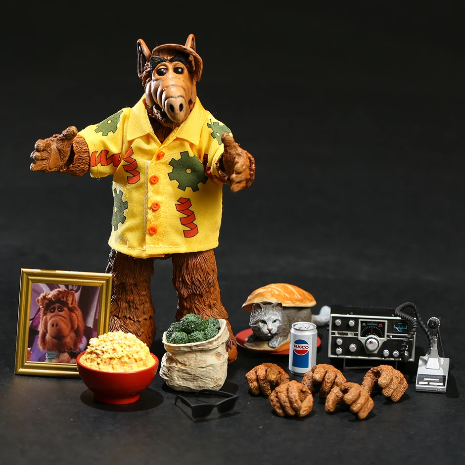 NECA Alf Ultimate 7-Inch ABS/PVC Action Figure Toy Doll w/Accesories - New Reel Toys