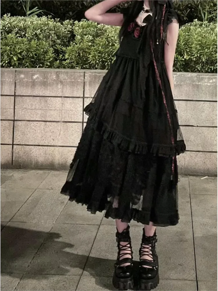 

A black rose wedding elegant coming-of-age dress
