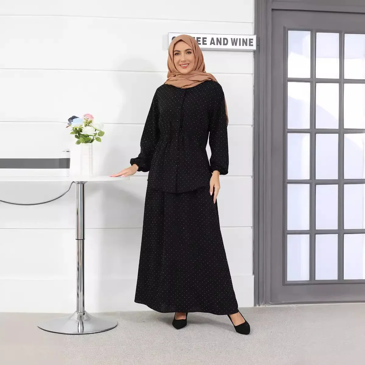 

Middle East Muslim Ice Silk Cardigan Crew Neck Gypsy Waist Fashion Half Skirt Bubble Sleeve 2pcs Clothes Set