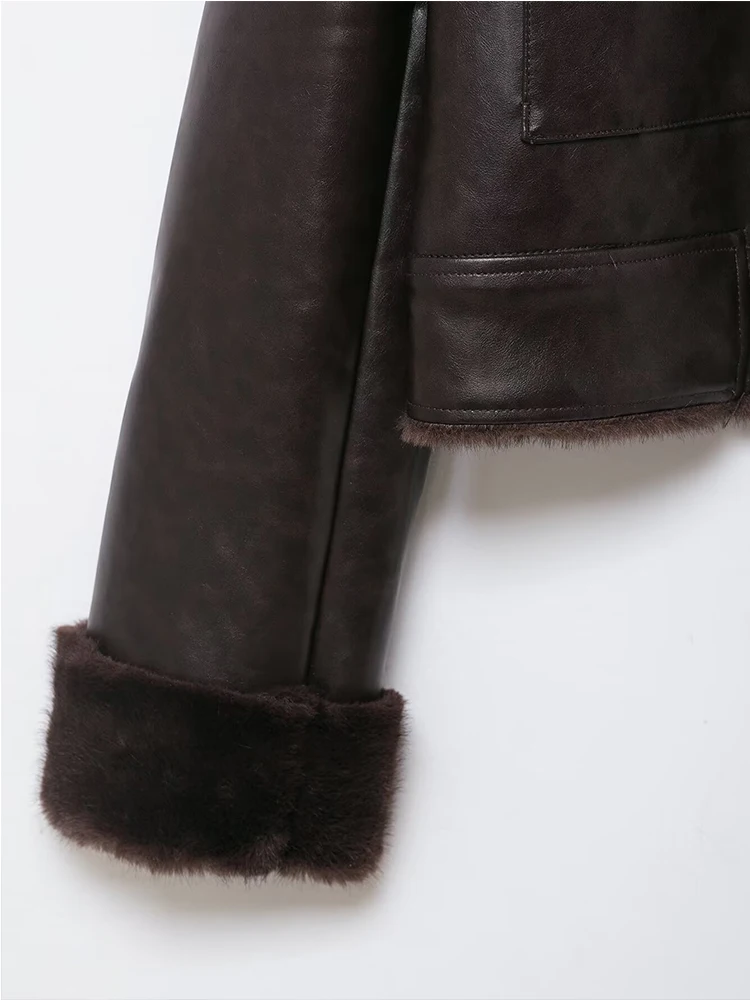 Chaqueta de una pieza de piel para mujer, chaquetas cortas de cuero con botones de manga larga para otoño e invierno, prendas de vestir exteriores de ocio para mujer 2025