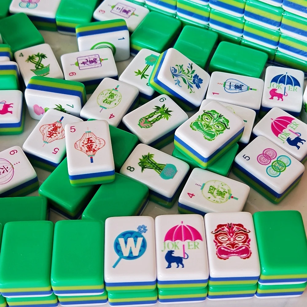 

OMHJGO Four Layer Acrylic Green American Mahjong Set Engraved Travel Mahjong Tiles Portable Mah Jongg Sets for Adult Board Games