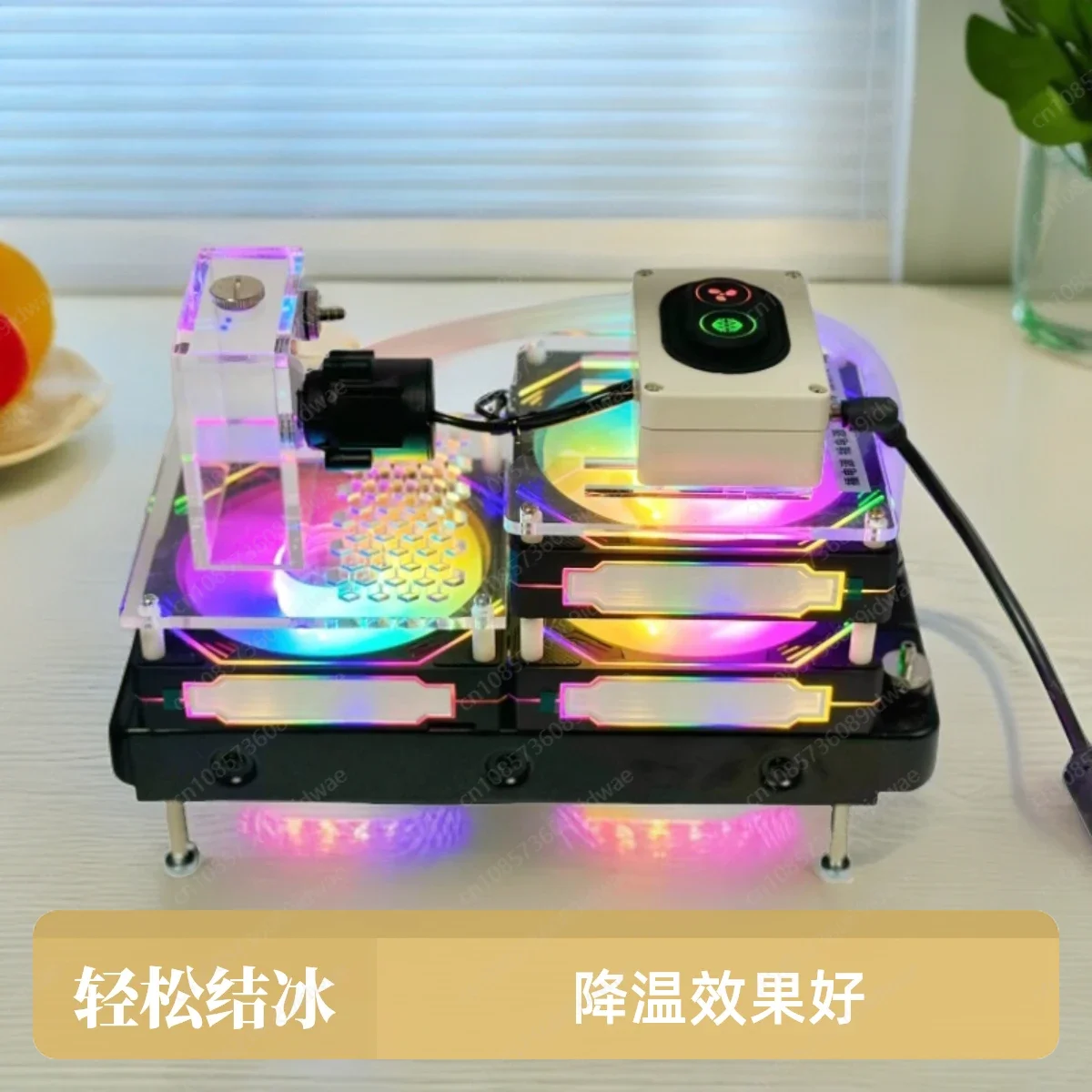 Android water-cooled semiconductor refrigeration Tablet ultra-light magnetic mobile phone radiator suitable for apple chicken