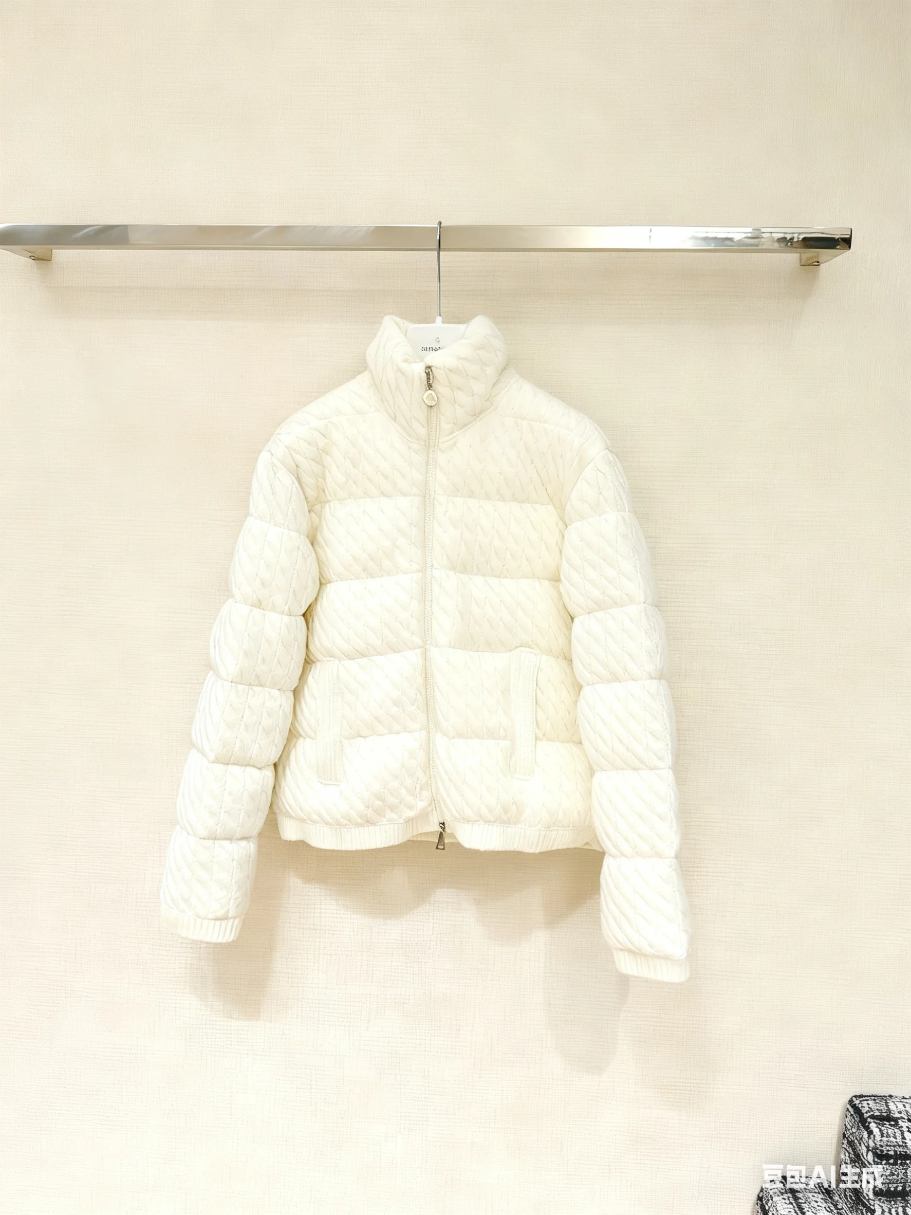 2025 Winter Women White Quilted Puffer Jacket High Neck Soft Warm Coat Casual Short Crop Outerwear