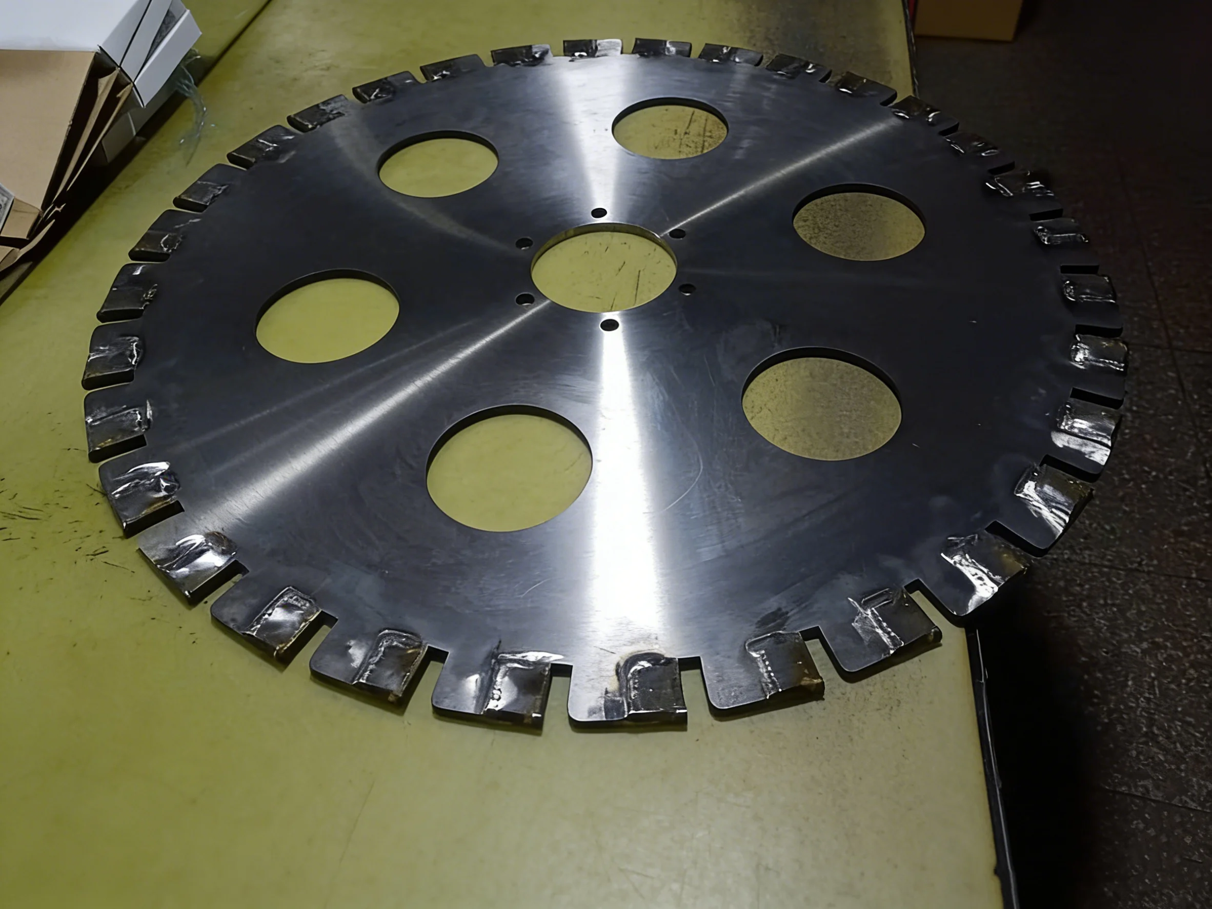 PDC Diamond Circular Saw Blade for Cutting Concrete Road Repairing Asphalt Pavement