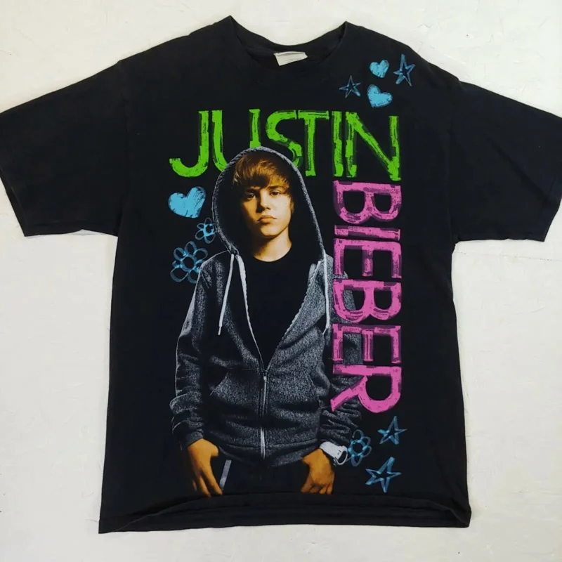 Justin Bieber t-shirt size medium boy band Young Biebs shirt