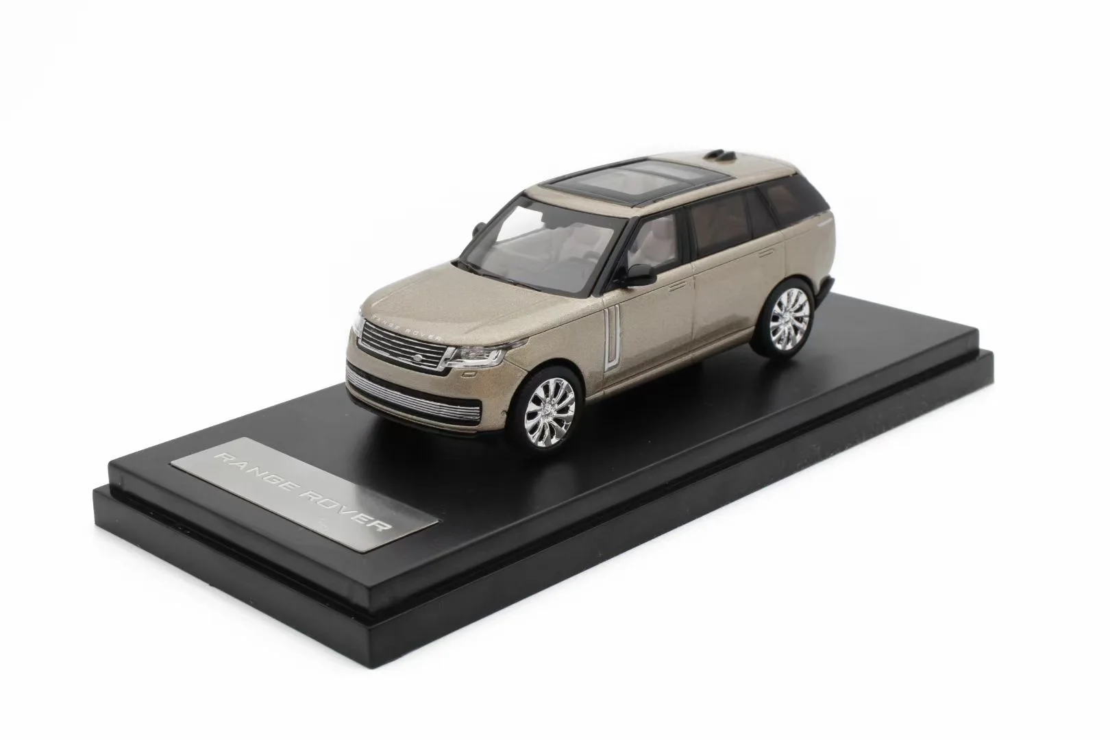 LCD 1:64 Land Rover Mk5 SV Range Rover P530 LWB V8 Diecast Model Car