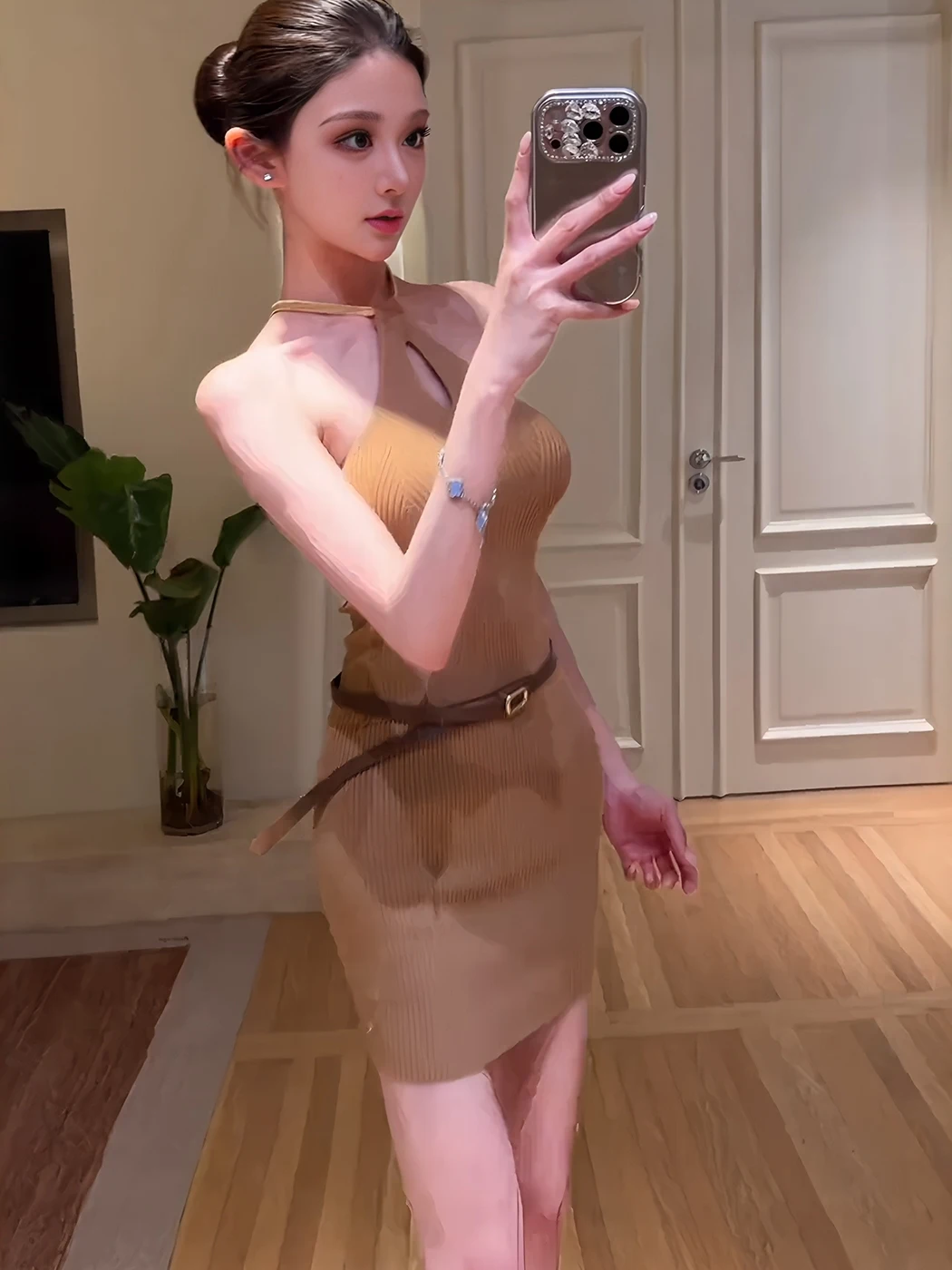 

Retro Hollow out Sexy Strap Vest And Short Skirt Two Piece Set Women Summer Dress Set Strap Vest Bodycon Short Skirt Set