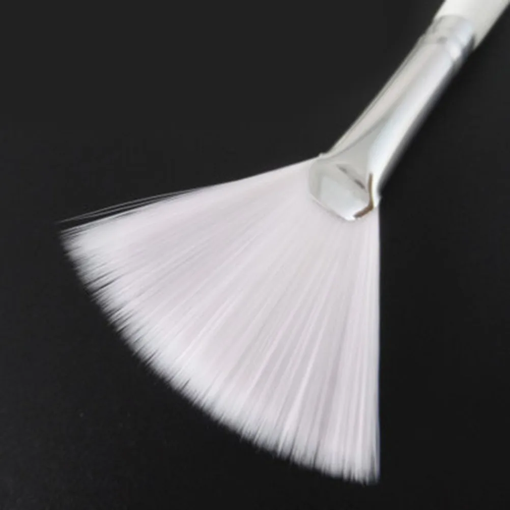 Cepillos blancos con mango largo, cerdas suaves en forma de abanico para aplicación de mascarilla de barro Facial, cobertura suave, herramienta para el cuidado de la piel, máscara de ventilador