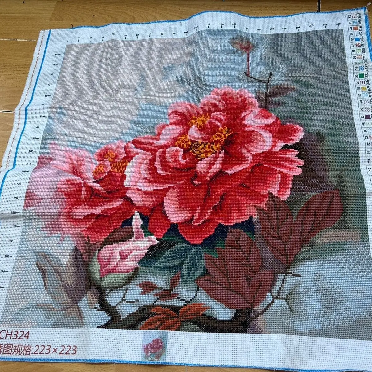 

Pure handmade cross stitch finished product, hand embroidered picture, elegant peony flowers blooming, rich and noble 73 x 70