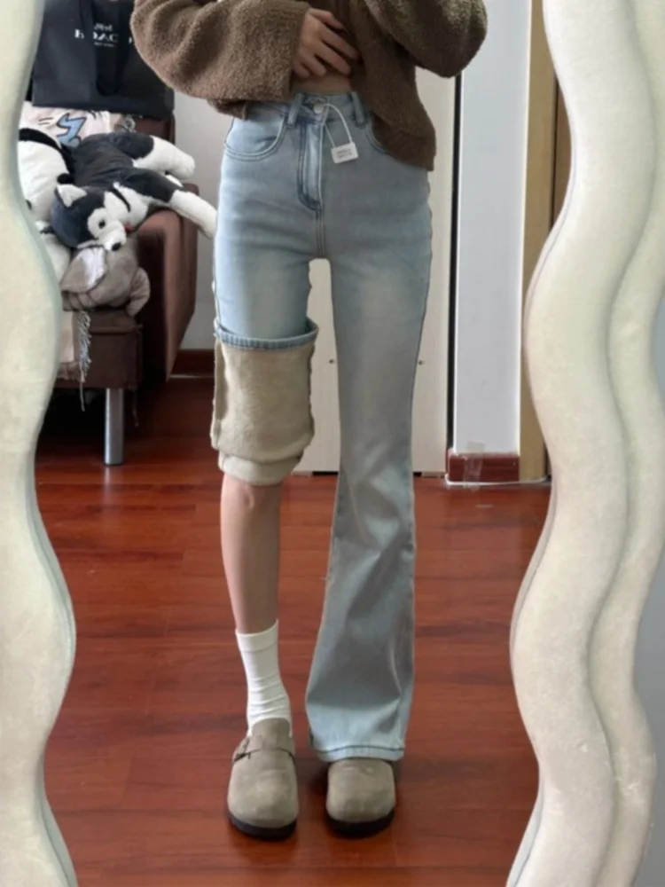 

plus Size Women's High Waist Fleece Lined Wide Leg Jeans Vintage American Style Light Washed Bell Bottoms Casual Straight Fit
