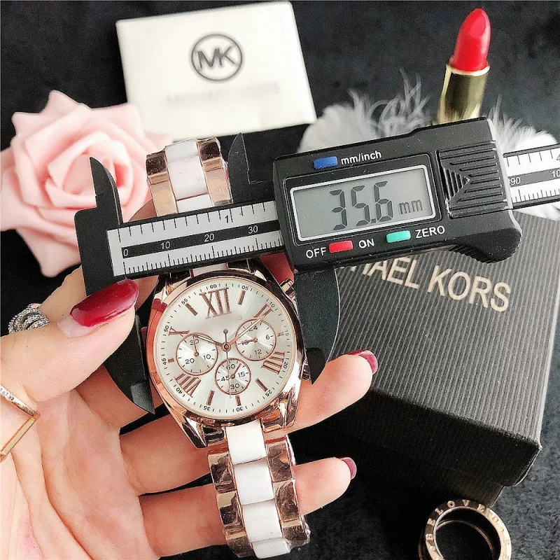 orologio da donna Orologio da uomo non meccanico giapponese per il commercio estero Orologio da donna Orologio da studente Scuola media High School Manufatto