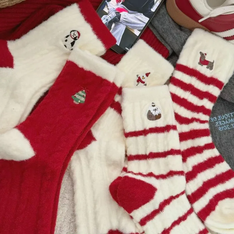 

Милые красные и белые плюшевые носки с блокировкой цветов в виде таксы, теплые осенне-зимние носки с вышивкой в виде щенка и снеговика, рождественский новогодний подарок