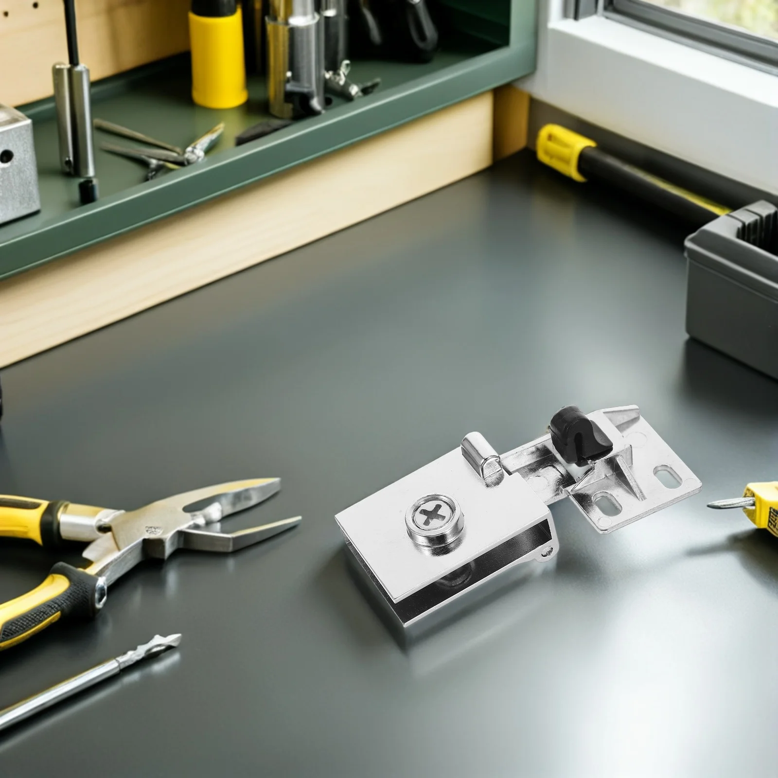 

1Pair Glass Door Hinges No-Drill Metal Corner Clamp Corner Protection for Cabinet Shower Display Cases Glass Door Hinge Clamp