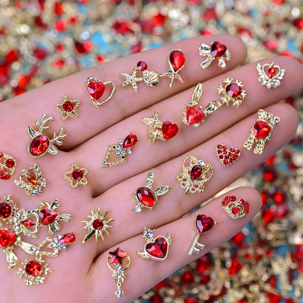 30 قطعة متنوعة من زينة الأظافر الفاخرة من الكريستال الأحمر وسبائك الذهب، تصميم ثلاثي الأبعاد على شكل قلب/أرنب/دب لعيد الحب، مجوهرات مانيكير حمراء للزينة
