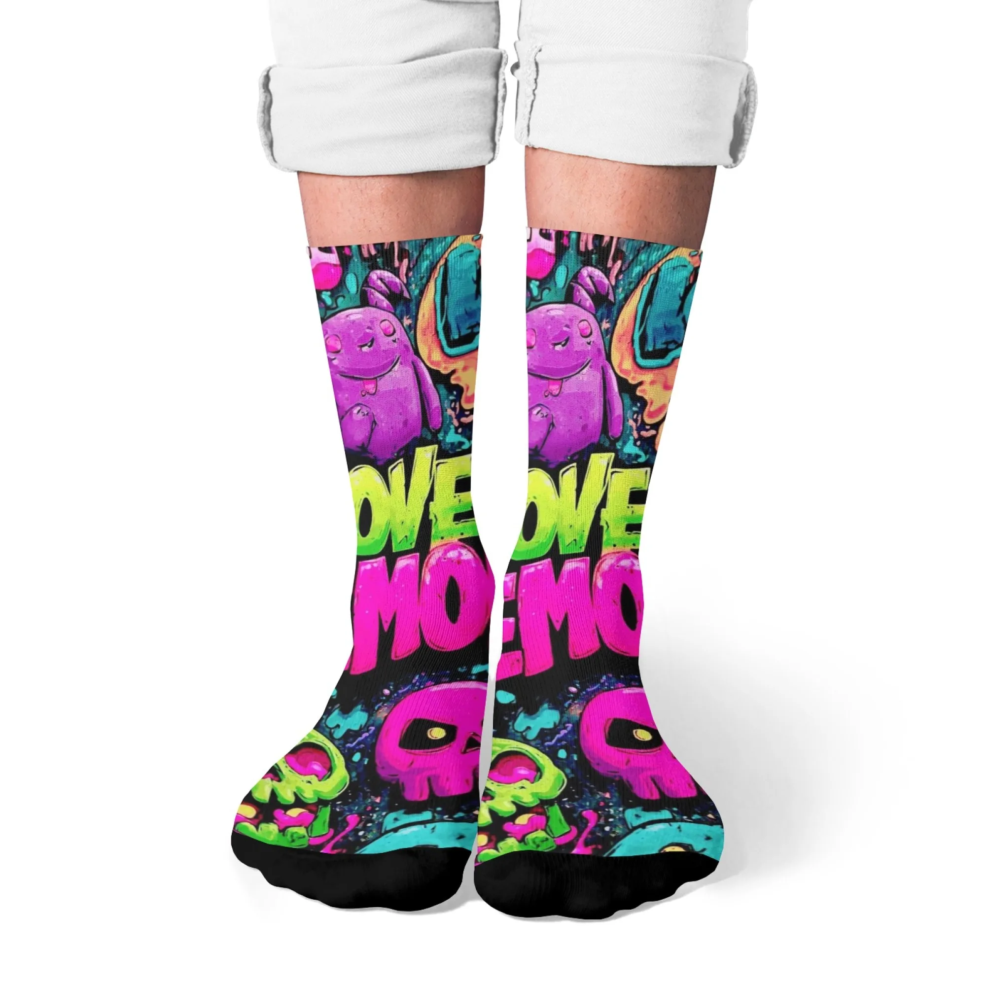 Neon Graffiti Cartoon Monster Herren Crew Socken Trendige „LOVE MOM“ Musterdrucksocken für Streetstyle und Freizeitmode