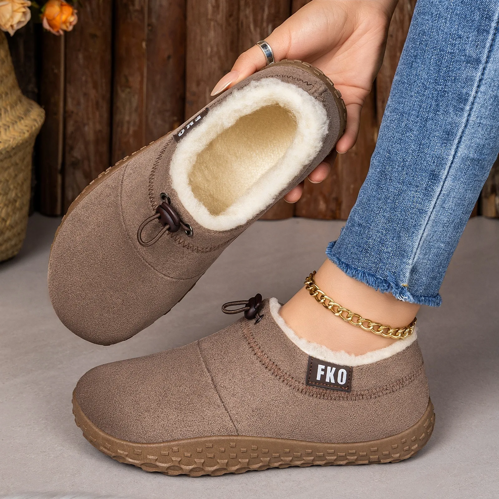 Damen-Winterschuhe mit Fleece-Futter, zum Überziehen, mit Kordelzug am Schaft, warm, rutschfest, flache Stiefeletten, für den Außenbereich, lässig, kurze Schneestiefel. – Detail 1