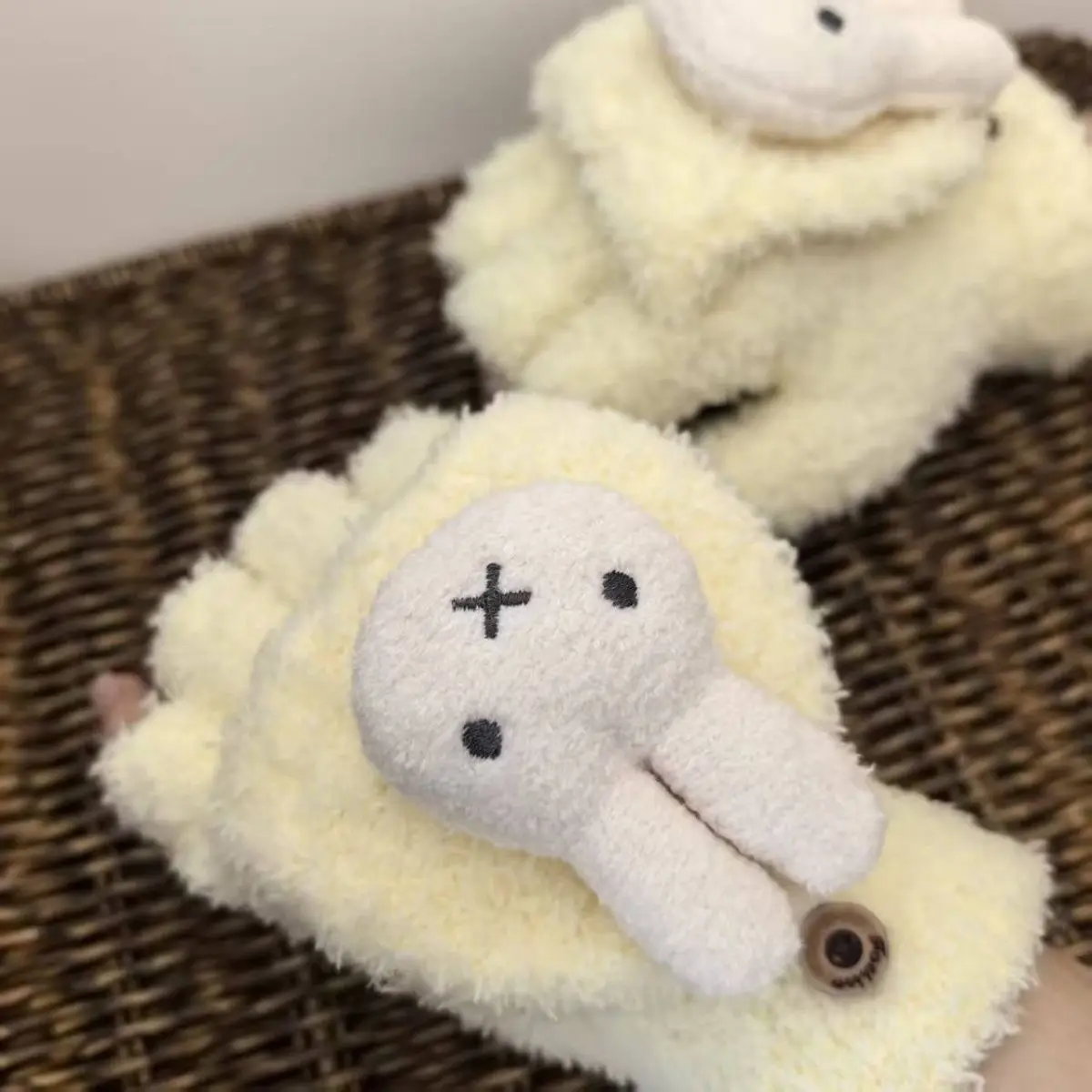 Kawaii Miffy White Flip‑cover Gloves Thick Warm Half‑finger Handwear Cold‑proof for Winter Writing Student Daily Outdoor Use