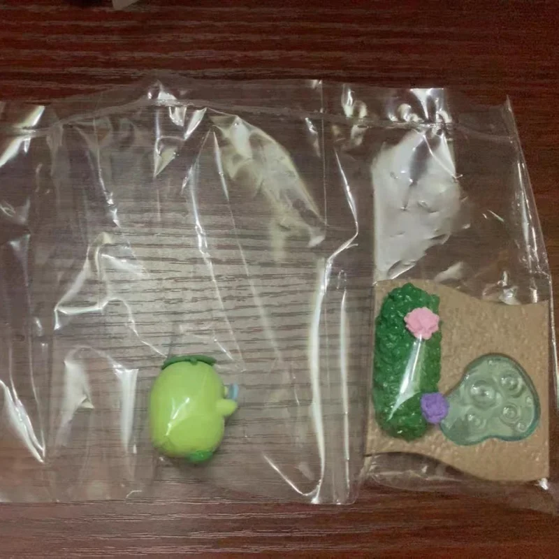 ¡Nuevo! Mini caja de adornos de esquina de juego de comida RE-MENT, colección de huevos ciegos de biología para gatear en la lluvia para figuras de juguete