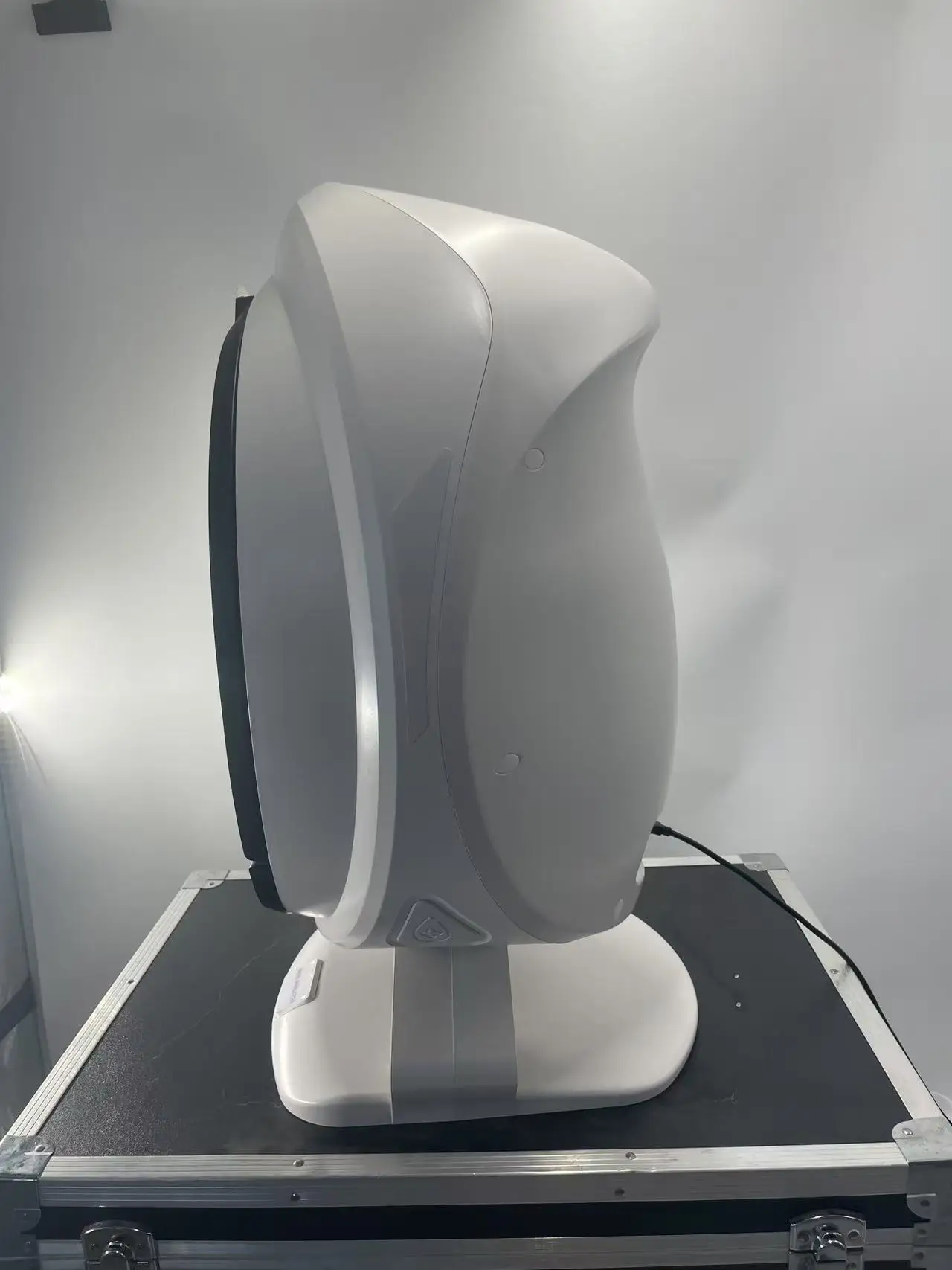 NEW Professional 3D Facial Skin Analyzer Machine Upgraded 8 Spectral Imaging Moisture Detector Handheld Beauty Equipment Scanner