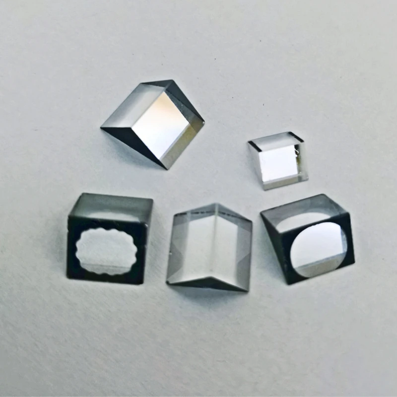 10PCS Damaged Right Angle Prism Optical Glass Blacked Reflecting Triangular Prisms Optics Light Science Optical Experiment Tools
