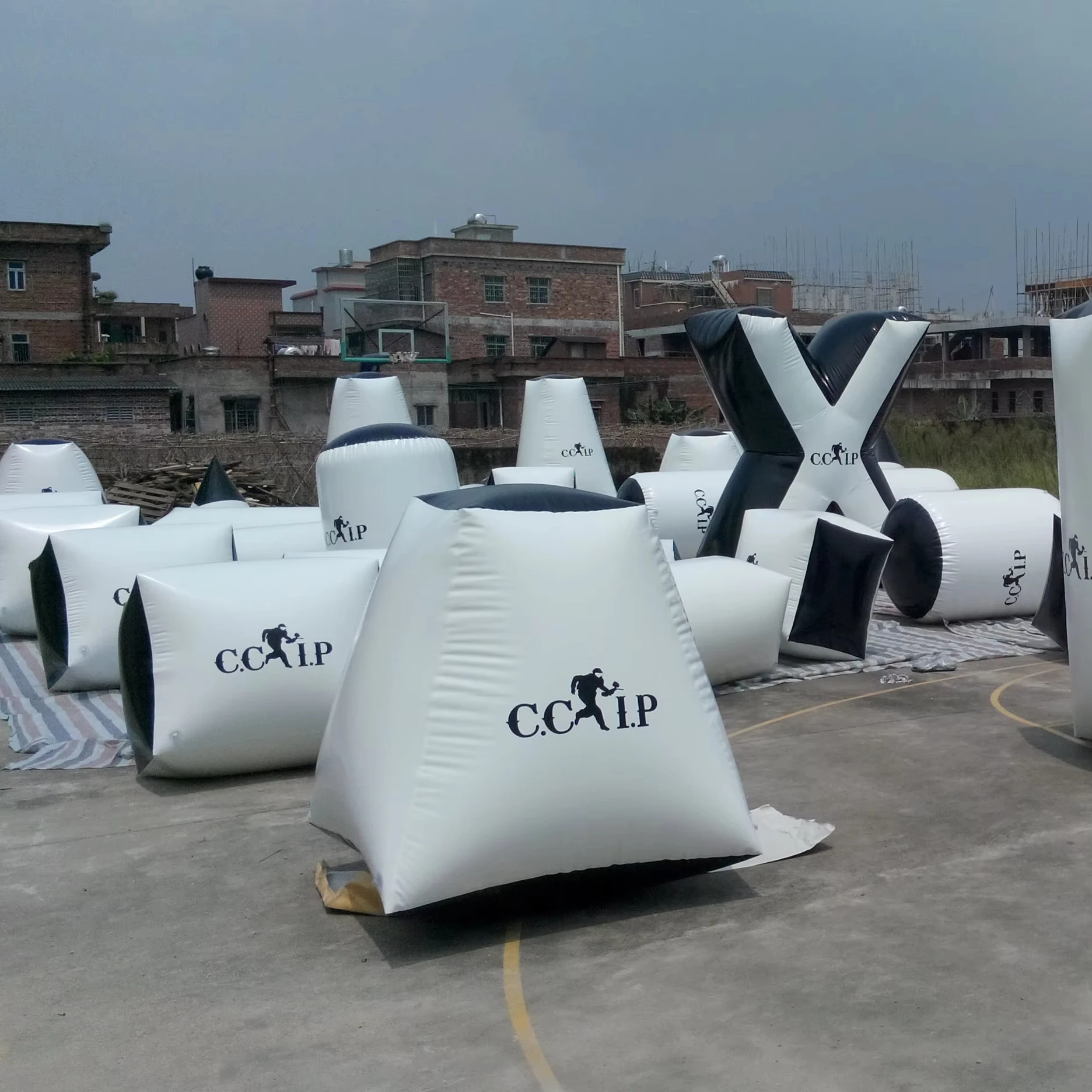 

Inflatable Paintball Air Bunker Tag Bunkers Equipment for Shooting Games and Obstacles