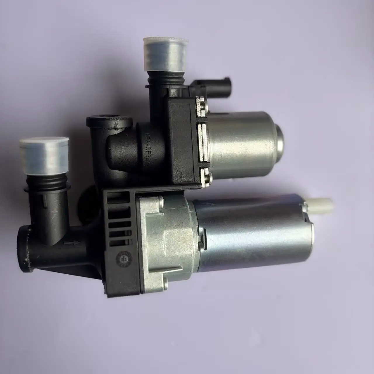 OE 64118369807 Metal Heater Control Valve Auxiliary Water Pump For BM E46 X3 E83 Z3 M3 E36 316I 318I 320I 323I
