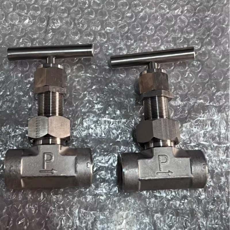 Brand New Original Instrument Valve 8W-U12LB-G-SS-HT  M16W-U12LB-G-SS-HT