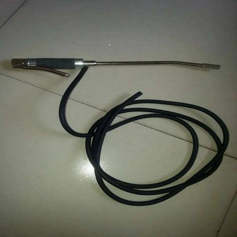 Electric cleaning, special long neck spray gun for mechanical cleaning