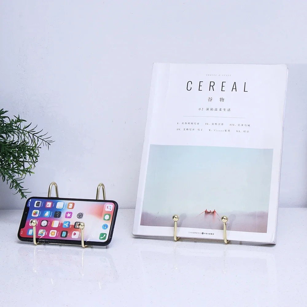 Geometric Wrought Iron Display Stand Gold Storage Metal Rack Multifunctional Picture Photo Folder Easel Desktop Organization