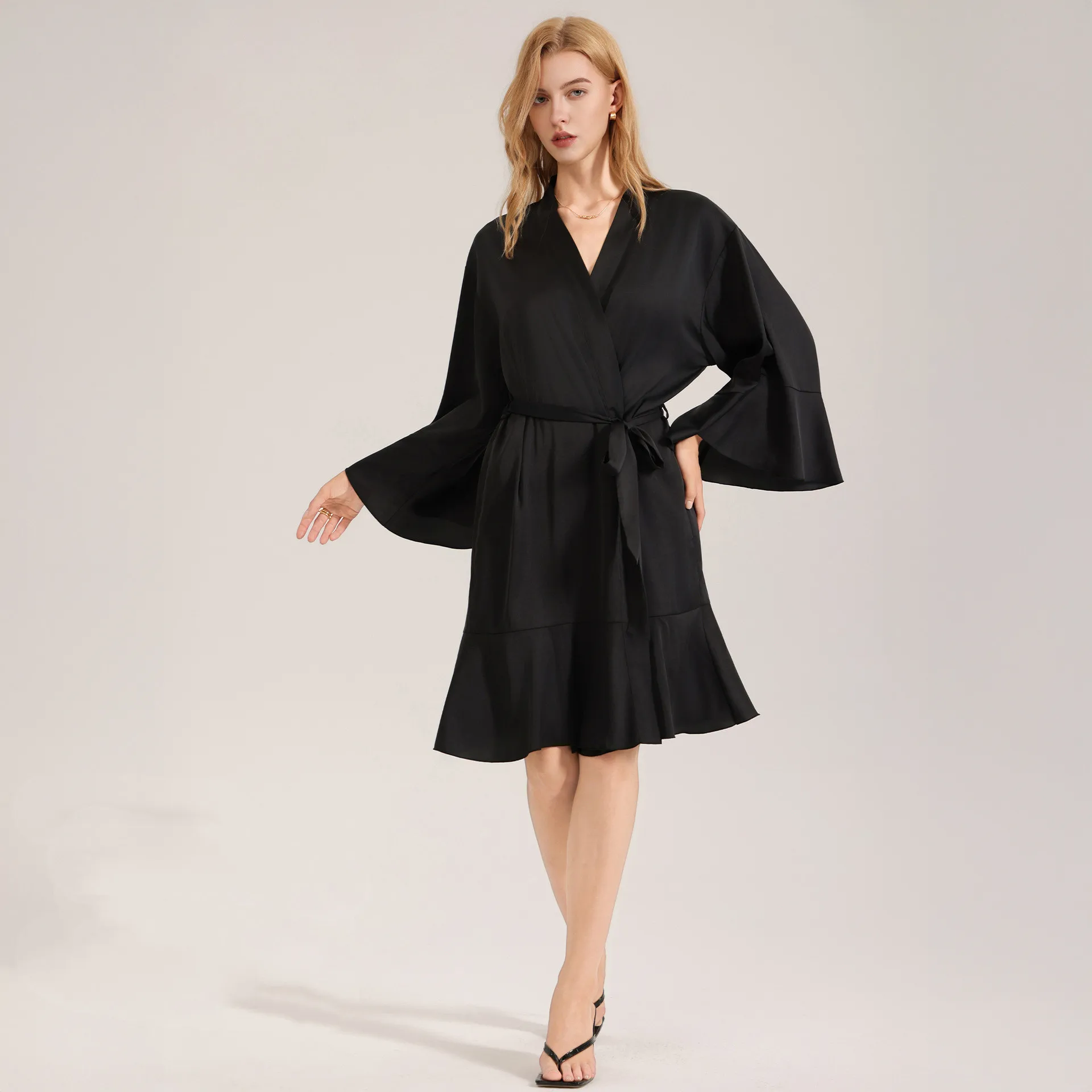 

Black Silky Satin Robe Ruffles Sleeve Kimono Bathrobe Spring Summer Sleepwar Sexy Loose Nightgown Lounge Wear Negligee