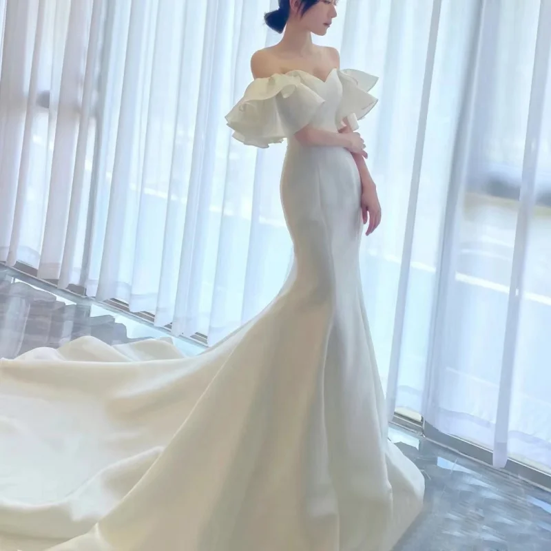 

Off-Shoulder Light Wedding Dress New French Satin Mermaid Slim Simple Elegant Outdoor Dress Women Strapless Gown