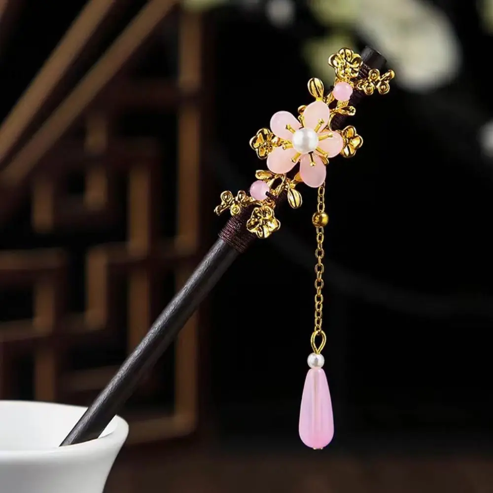 Haarschmuck, Holz, neuer chinesischer Haarstab, Blumenmuster, handgefertigte Blumen-Haarnadel mit Quaste, Vintage-Hanfu-Haarknoten für Frauen und Mädchen. – Detail 5