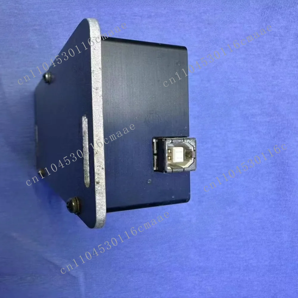 Ocean Optics USB4000 fiber optic spectrometer. Suitable for scientific research and teaching, wavelength range 350-1050nm.