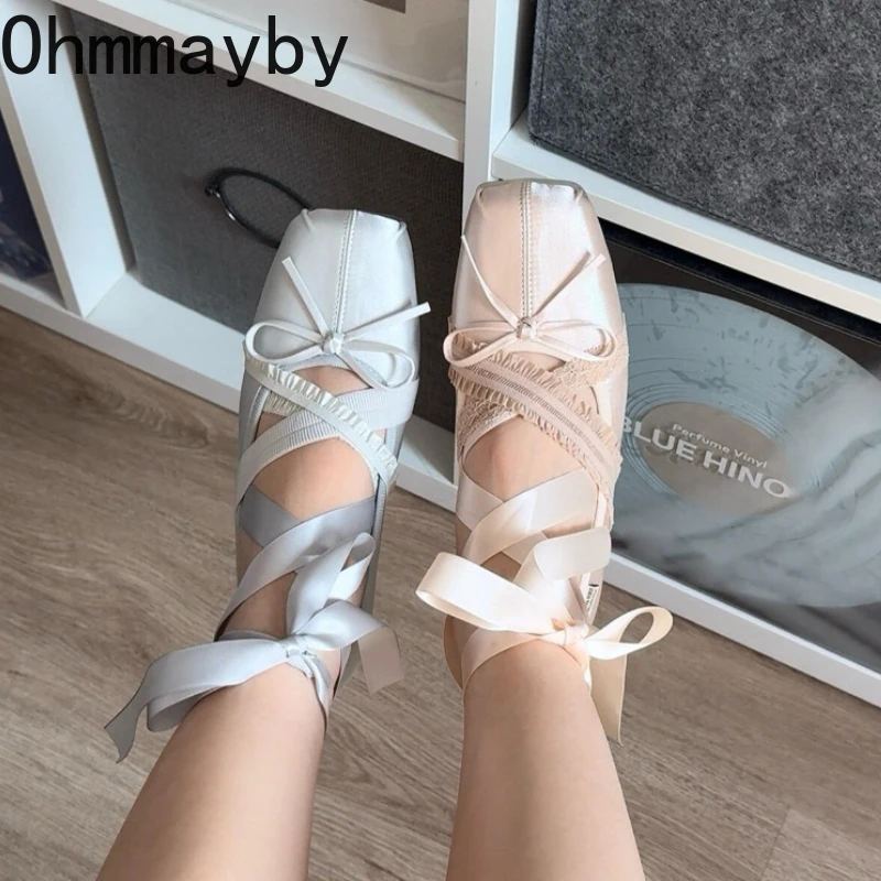 Novos Sapatos Mary Jane Femininos com Tiras Cruzadas para a Primavera, Confortáveis, com Sola Macia, Elegantes, com Bico Quadrado e Laço de Borboleta, Sapatilhas