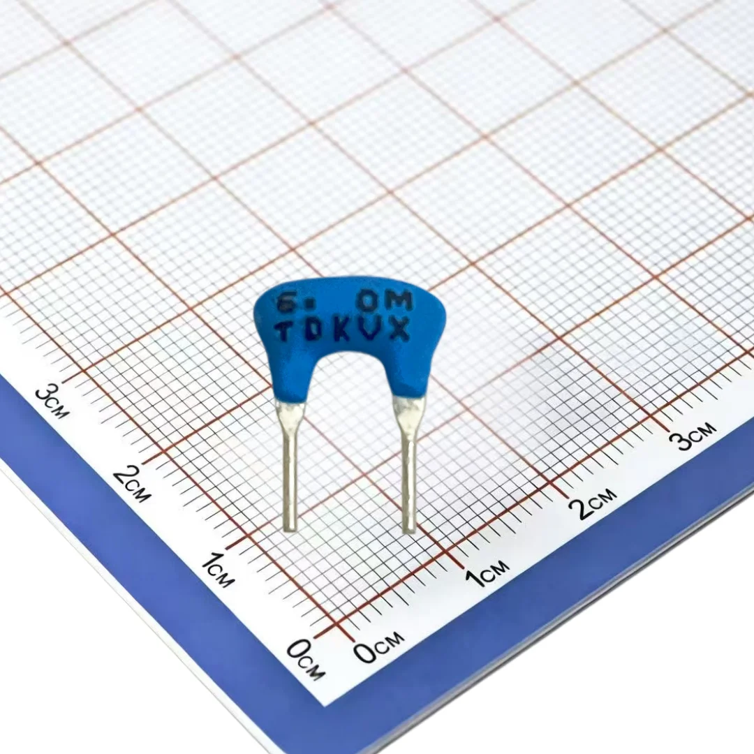 50PCS/new original 6M ceramic resonator FCR6.0M5 6MHZ in-line 2-pin ZTA6.0M Tao Zhen blue