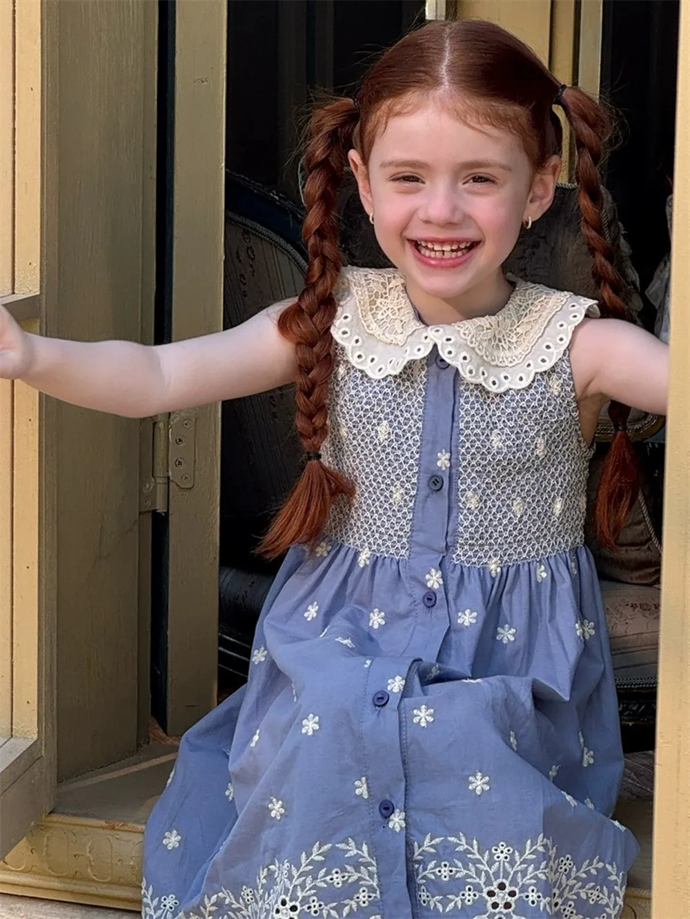 

Детское платье, платье без рукавов с вышивкой и рисунком снежинки, летнее платье в сельском стиле с большим воротником